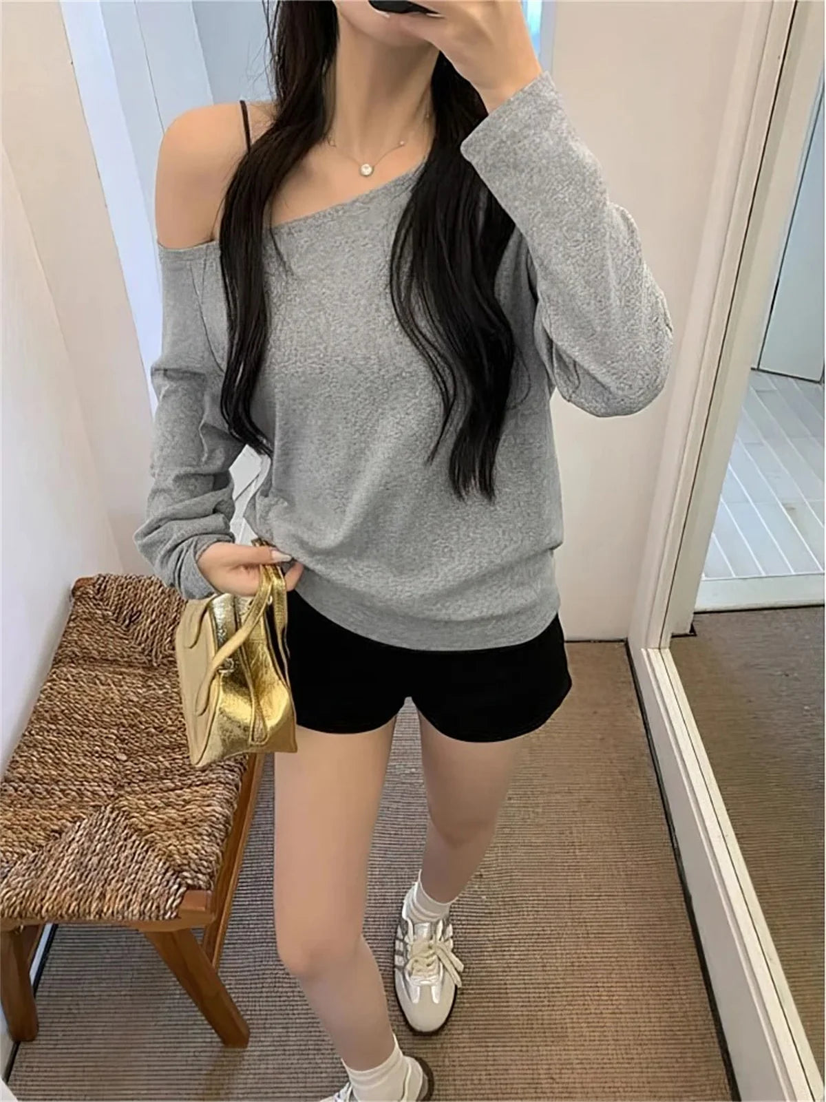 Oversize Off Shoulder Long Sleeve T Shirt Women Solid Color Casual Tops Lady Spring Autumn Basic Tees Korean Style Youth Blouses